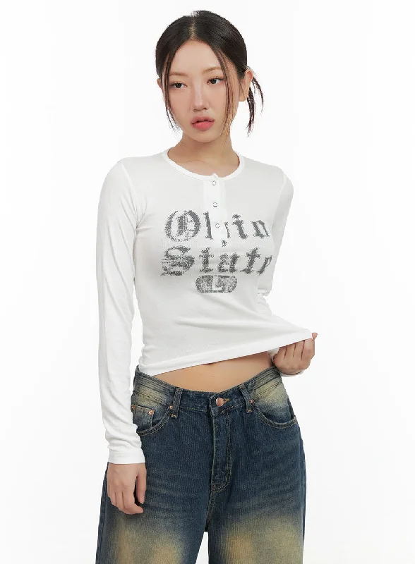 Online Exclusive Buttoned Graphic Long Sleeve CG423