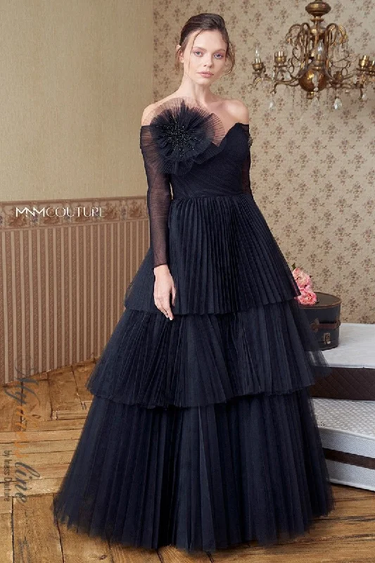 Markdown Sale MNM Couture N0342
